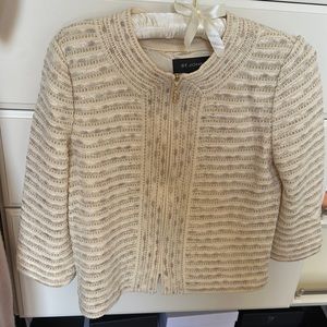 Short beige / ivory with gold accents jacket